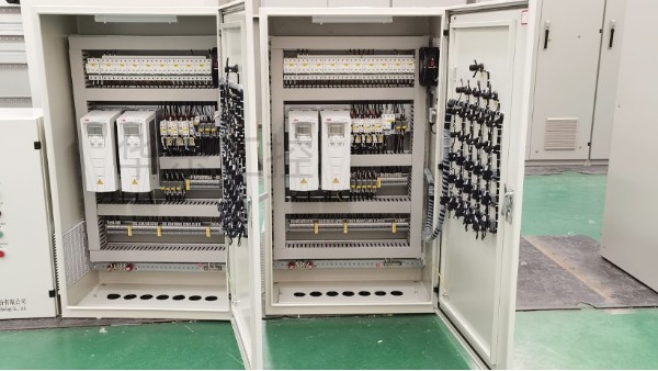 淺談泵站<i style='color:red'>plc柜</i>優勢有哪些？